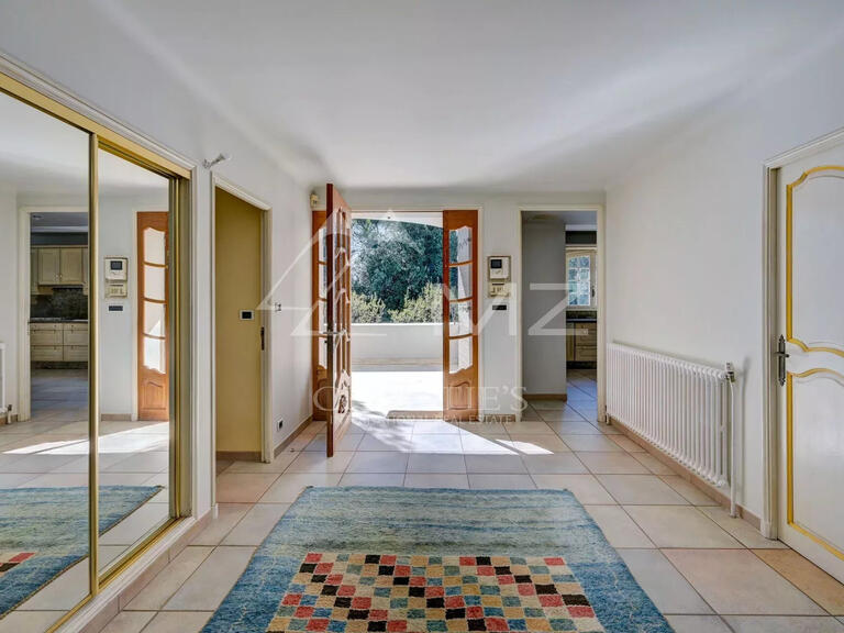 Maison Bouc-Bel-Air - 9 chambres - 565m²