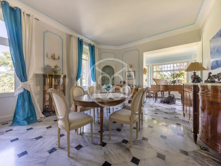 Maison Bouguenais - 5 chambres - 312m²