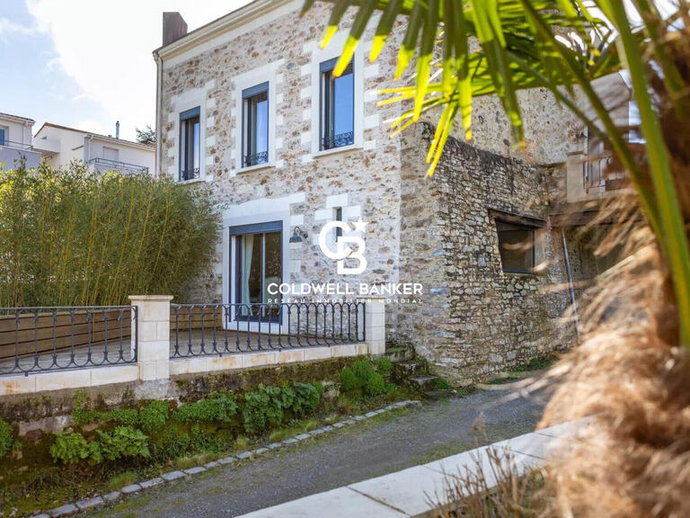 House Bouguenais - 4 bedrooms