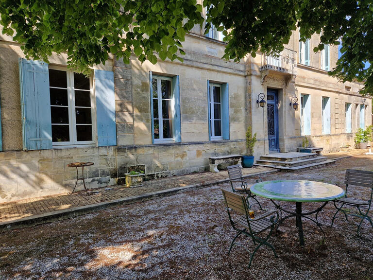 Domaine viticole Bourg - 7 chambres - 550m²