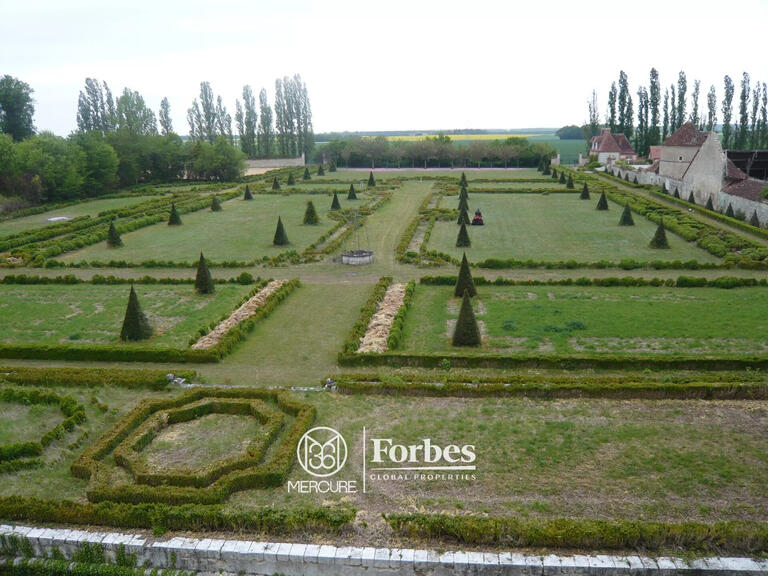 Château Bourges - 20 chambres - 1400m²