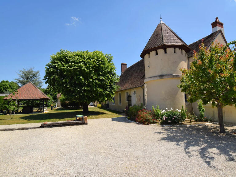 House Bourges - 9 bedrooms - 438m²