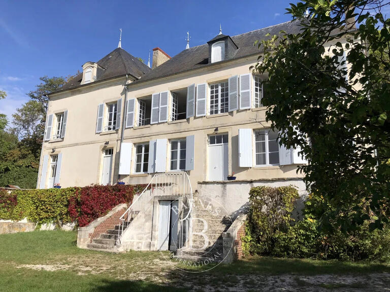 Propriété Bourges - 8 chambres - 335m²