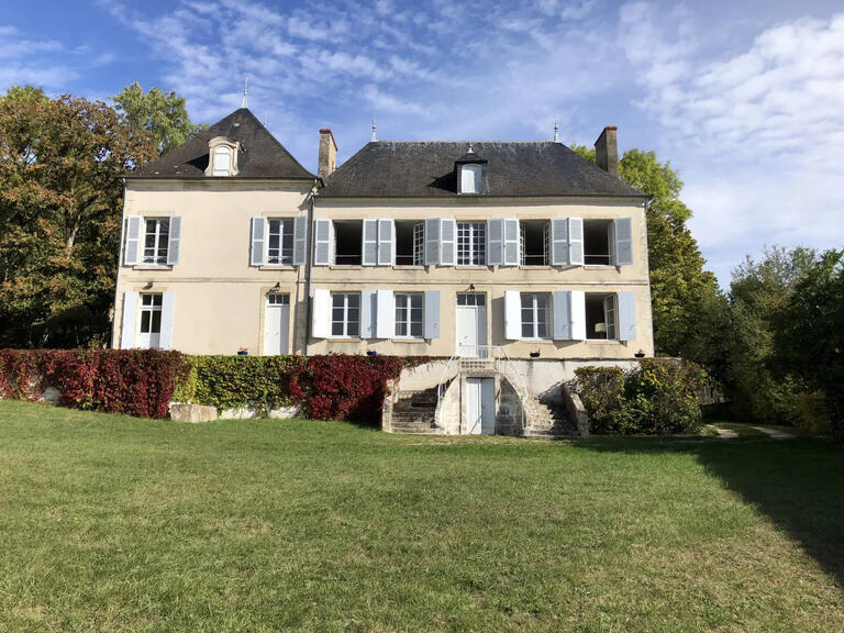 Propriété Bourges - 8 chambres - 335m²