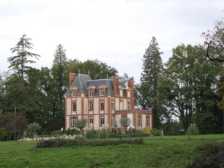 Property Bourges - 7 bedrooms