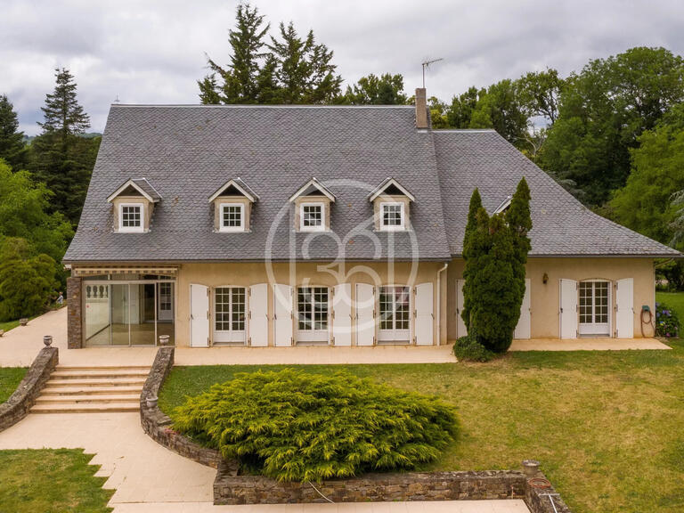 Property Brassac - 5 bedrooms - 450m²