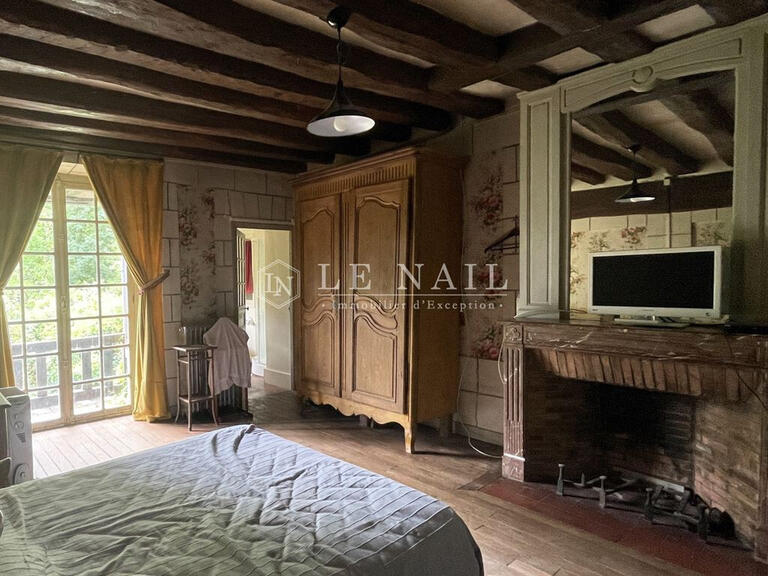 Propriété Breuillet - 16 chambres - 910m²