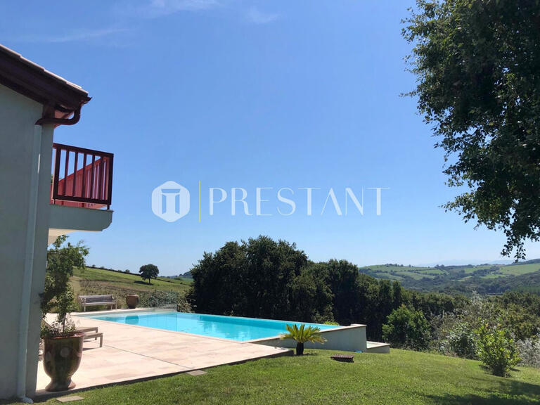 House Briscous - 7 bedrooms - 410m²