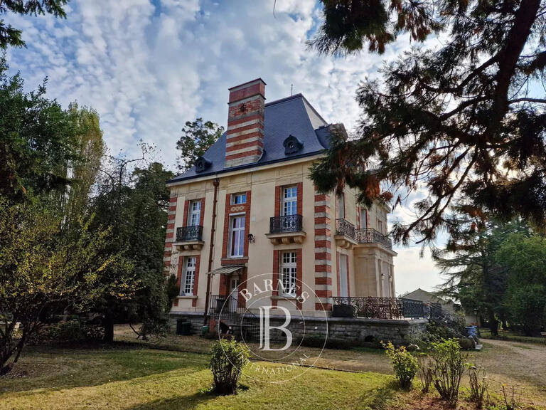 House Brûlon - 13 bedrooms - 450m²