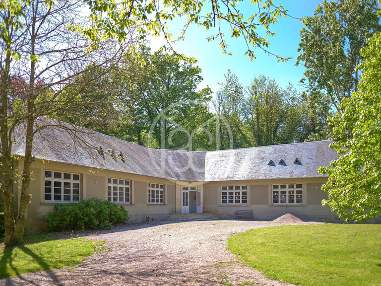 Château Caen - 8 chambres - 1000m²