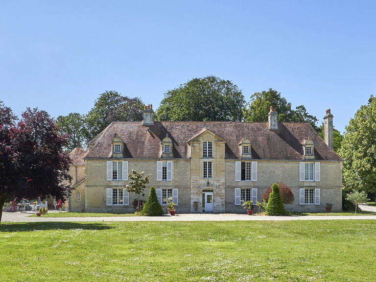 Château Caen - 8 chambres - 700m²