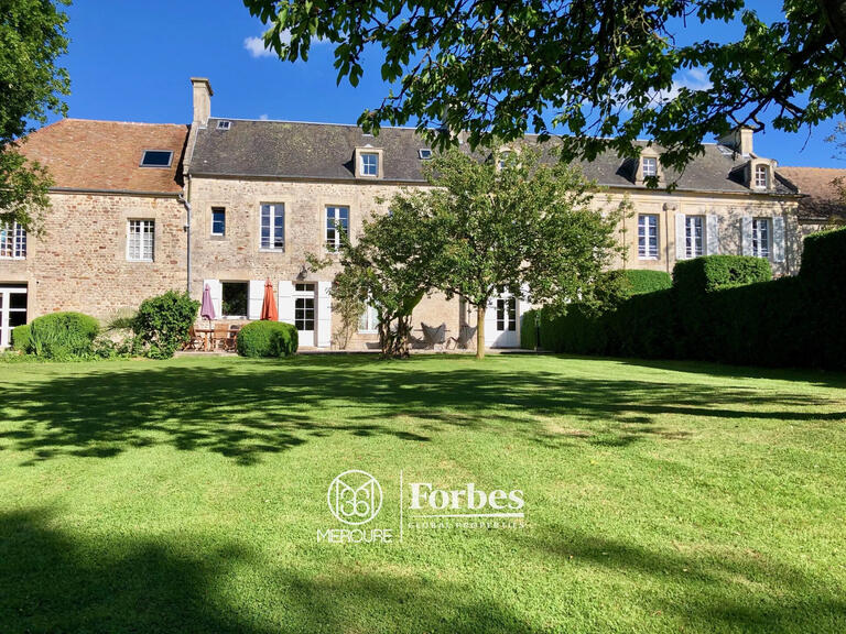 Maison Caen - 9 chambres - 465m²