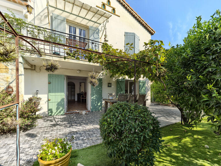 Maison Cagnes-sur-Mer - 6 chambres - 275m²