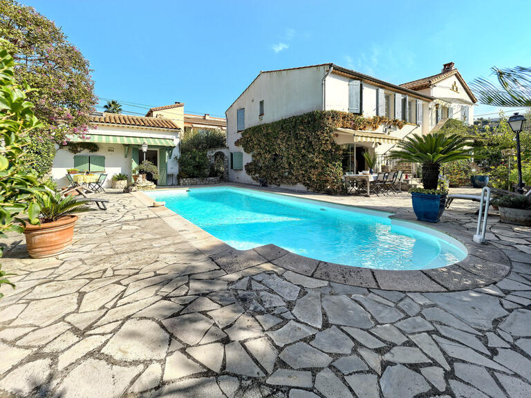 House Cagnes-sur-Mer - 6 bedrooms - 275m²