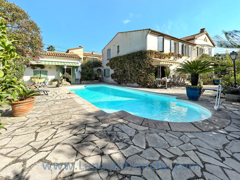 House Cagnes-sur-Mer - 6 bedrooms - 275m²