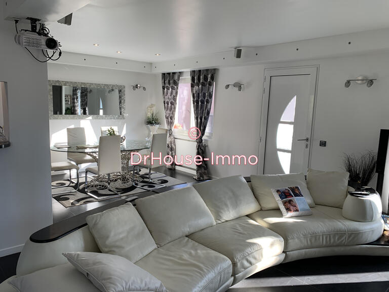 Villa Cagnes-sur-Mer - 4 bedrooms - 164m²