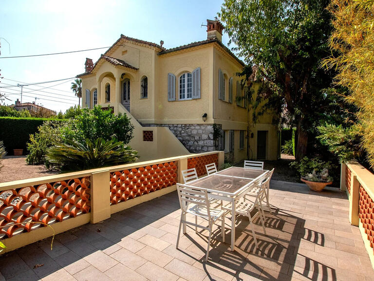 Villa Cagnes-sur-Mer - 4 chambres - 180m²