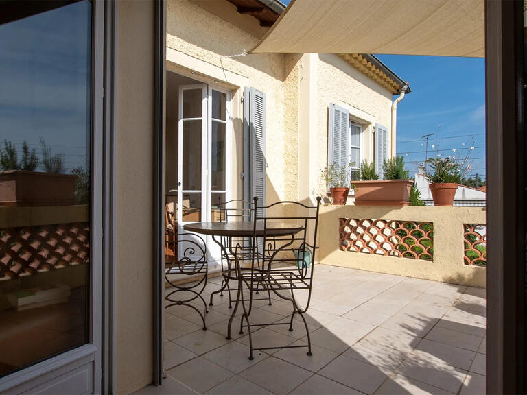 Villa Cagnes-sur-Mer - 4 bedrooms - 180m²