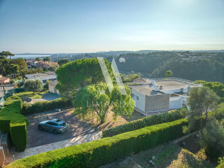 Villa Cagnes-sur-Mer - 6 bedrooms - 260m²