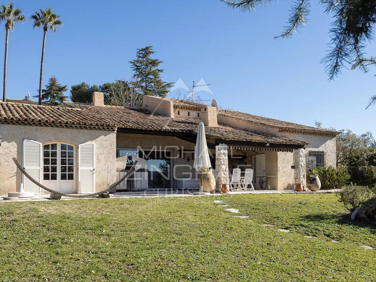 Villa Cagnes-sur-Mer - 4 chambres - 180m²