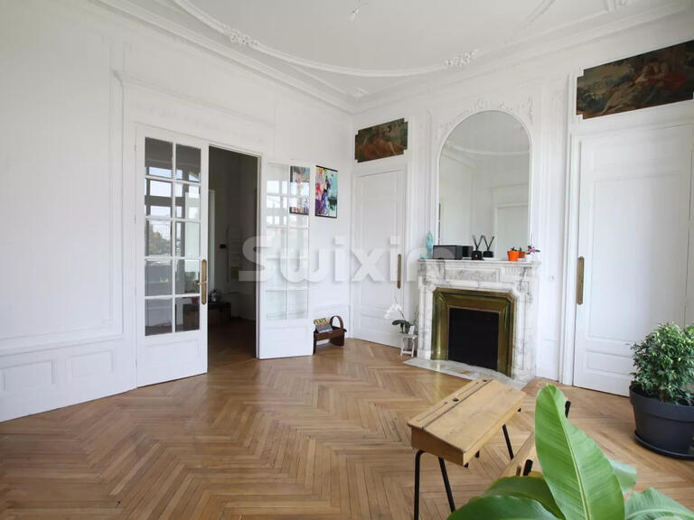 Apartment Caluire-et-Cuire - 3 bedrooms - 210m²