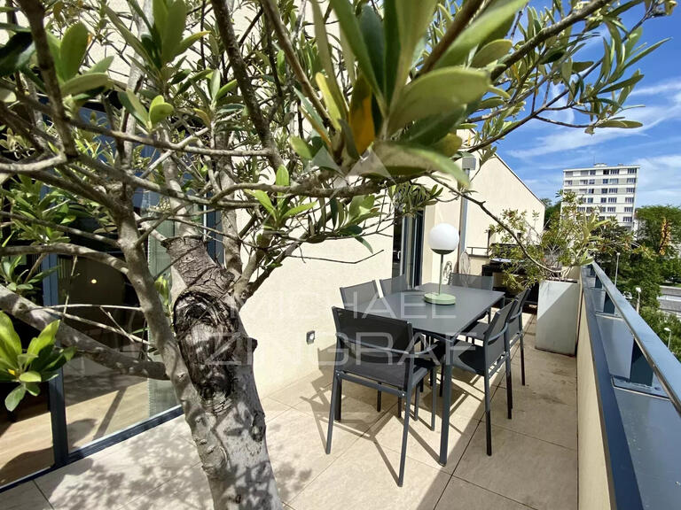 Apartment Caluire-et-Cuire - 4 bedrooms - 103m²