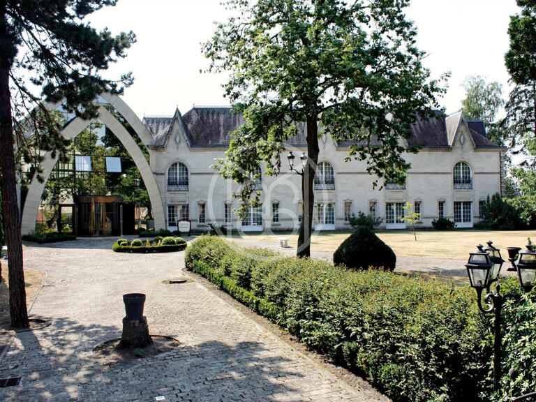 Château Cambrai - 27 chambres - 2630m²