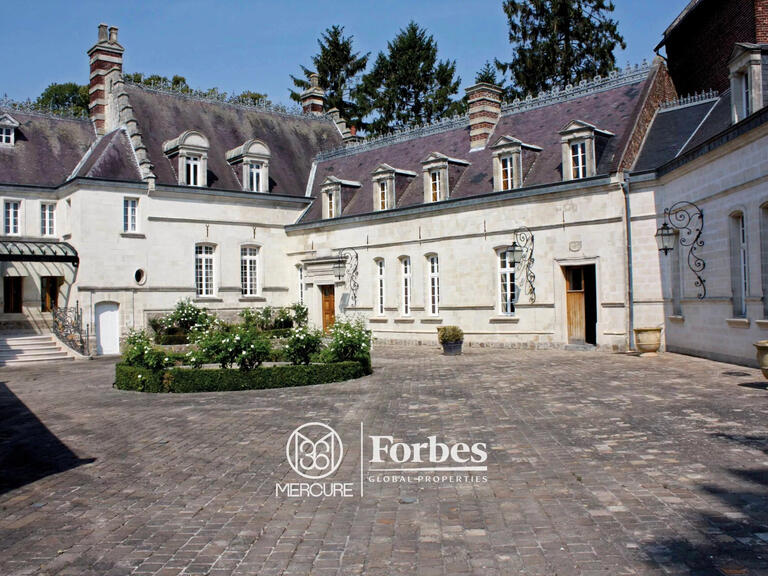 Château Cambrai - 27 chambres - 2630m²