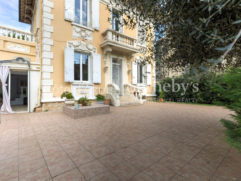 Hôtel particulier Cannes - 6 chambres - 241m²