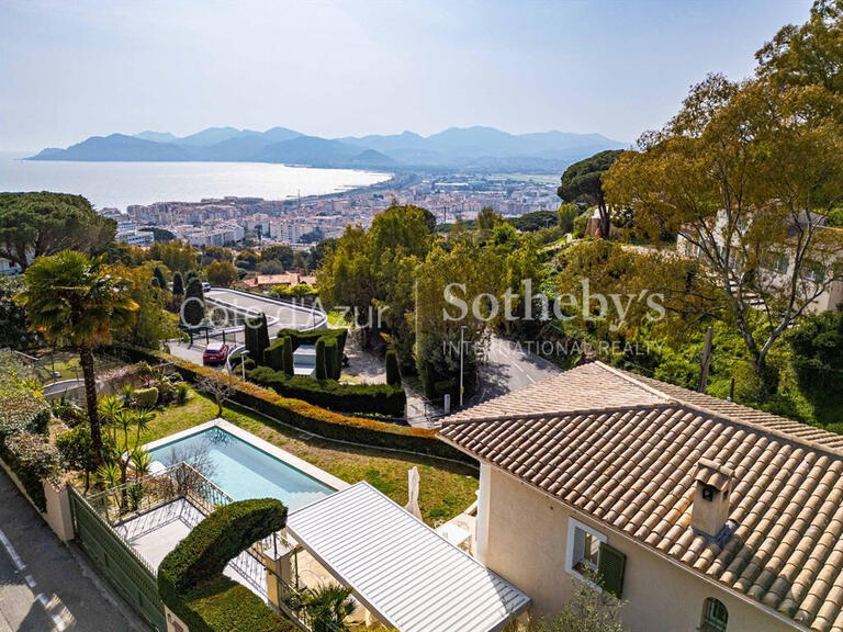 Maison Cannes - 5 chambres - 227m²