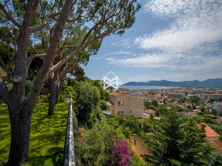 Villa with Sea view Cannes - 5 bedrooms - 315m²