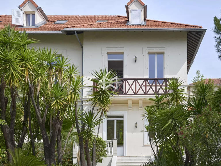 Villa Cannes - 9 chambres - 2500m²