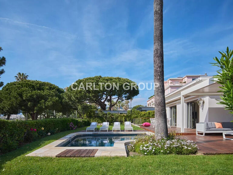 Villa Cannes - 5 bedrooms - 330m²