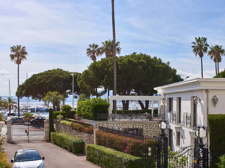 Villa Cannes - 5 chambres - 330m²