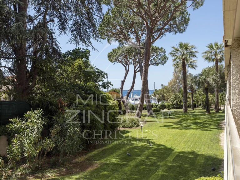 Apartment with Sea view cap-d-antibes - 4 bedrooms - 110m²