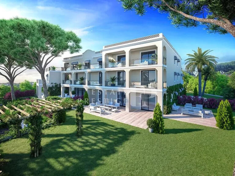 Apartment cap-d-antibes - 4 bedrooms - 210m²