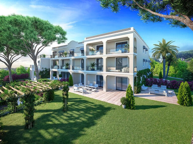 Apartment cap-d-antibes - 4 bedrooms - 210m²