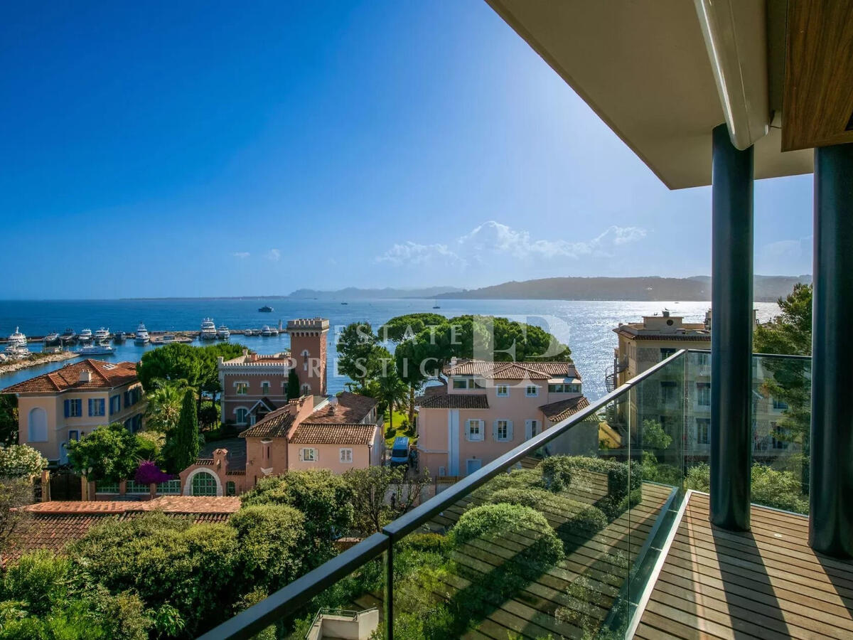 Apartment cap-d-antibes