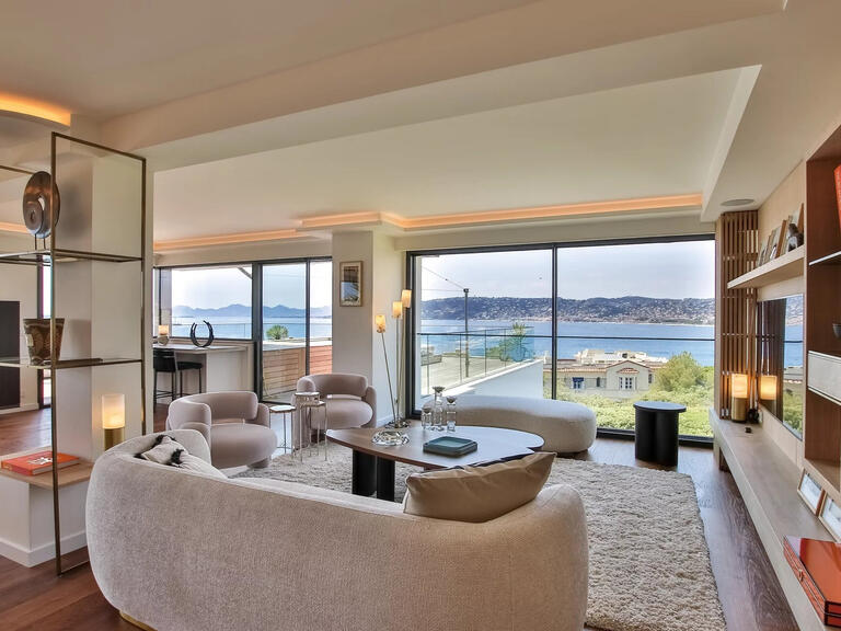 Apartment cap-d-antibes - 3 bedrooms - 280m²