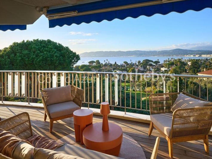 Apartment cap-d-antibes - 5 bedrooms - 281m²