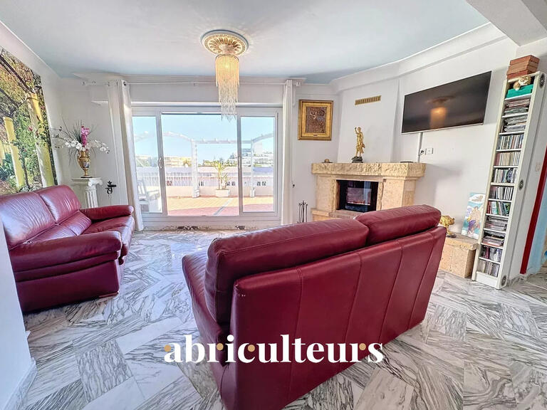 Appartement Cap-d-antibes - 3 chambres - 125m²