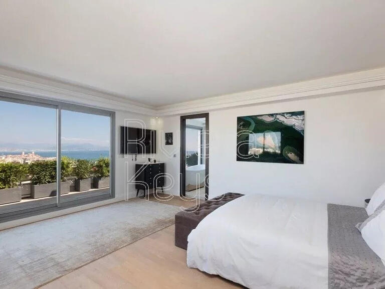 Apartment cap-d-antibes - 3 bedrooms - 142m²