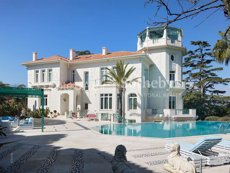 Maison Cap-d-antibes - 13 chambres - 1000m²