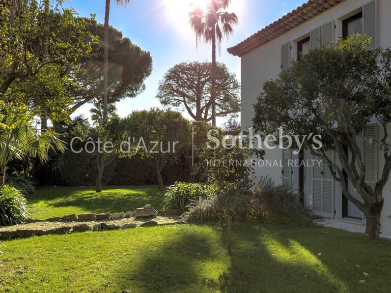 Maison Cap-d-antibes - 3 chambres - 167m²