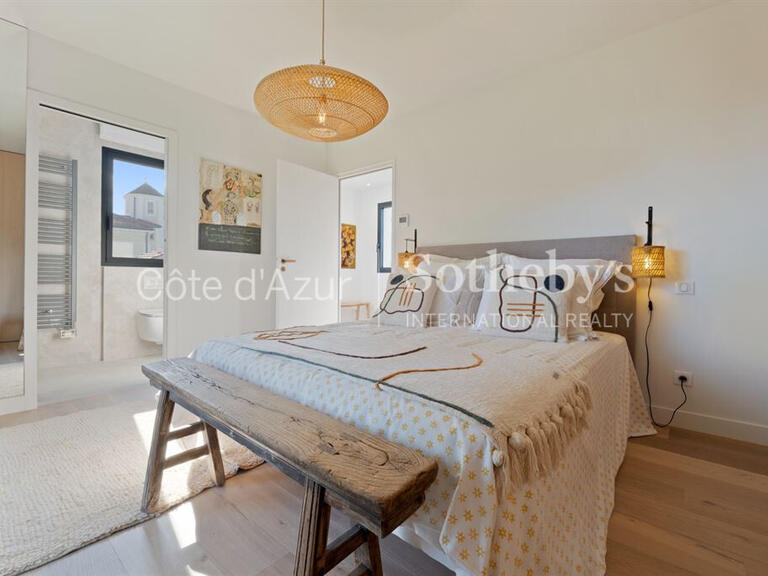 Maison Cap-d-antibes - 3 chambres - 167m²