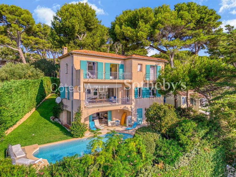 Maison Cap-d-antibes - 5 chambres - 250m²