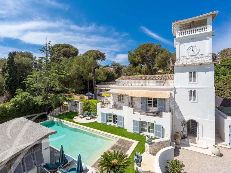 Propriété Cap-d-antibes - 6 chambres - 400m²