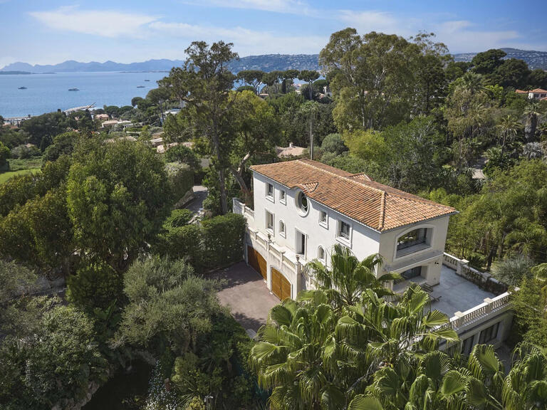 Propriété Cap-d-antibes - 9 chambres - 3000m²