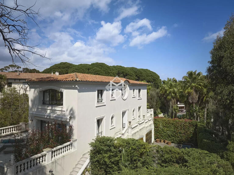 Vente Propriété Cap-d-antibes - 9 chambres