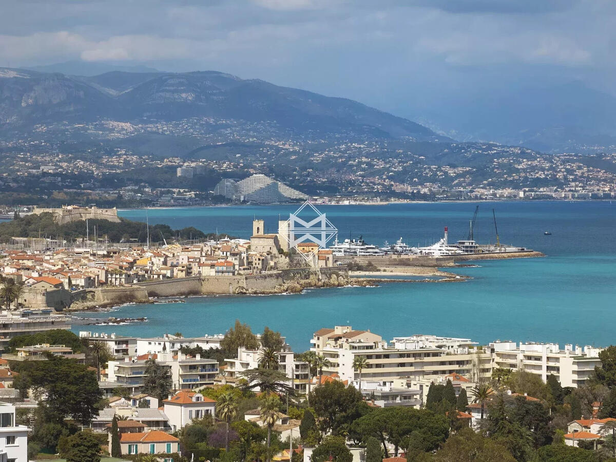 Propriété Cap-d-antibes